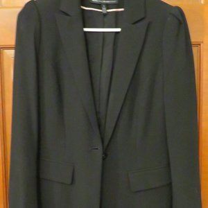 Women's Black blazer (White House Black Market) Size 4 (Great condition)